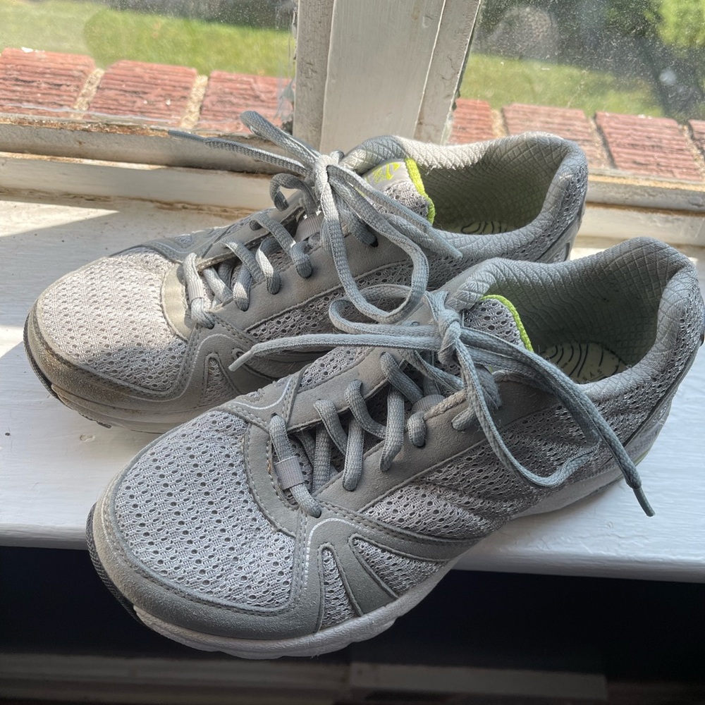 Abeo Pamela Size 7.5